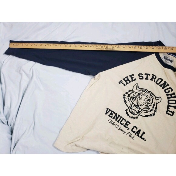 The Stronghold Tiger Mens Medium Shirt Colorblock Raglan Long Sleeve Venice CA - Picture 9 of 9